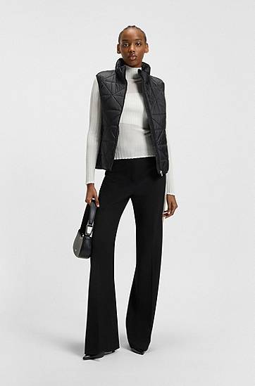 Жилетка BOSS Triangle Quilted Padded Gilet Черно | 50544136, 1