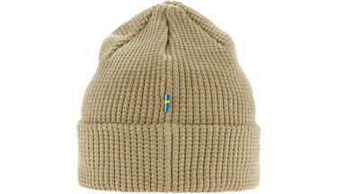 Шапка FJÄLLRÄVEN Ribbed Knitted Beanie with Logo Tab, One Size Бежово | F84767-118, 2