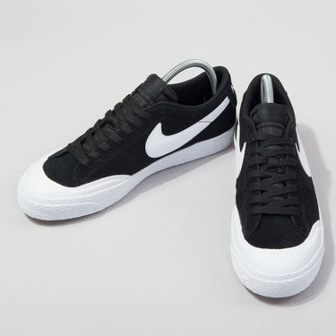 Кецове и обувки Nike SB Blazer Zoom Low XT Черно | 864348-019, 2