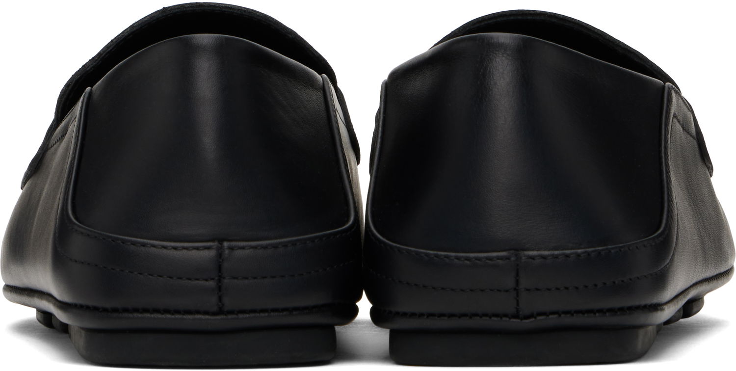 Кецове и обувки FERRAGAMO Ferragamo Hybrid Gancini Ornament Loafers Черно | 778863, 1