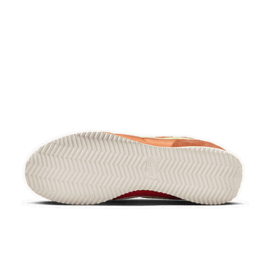 Кецове и обувки Nike Cortez Textile Оранжево
 | HJ9612-800, 2