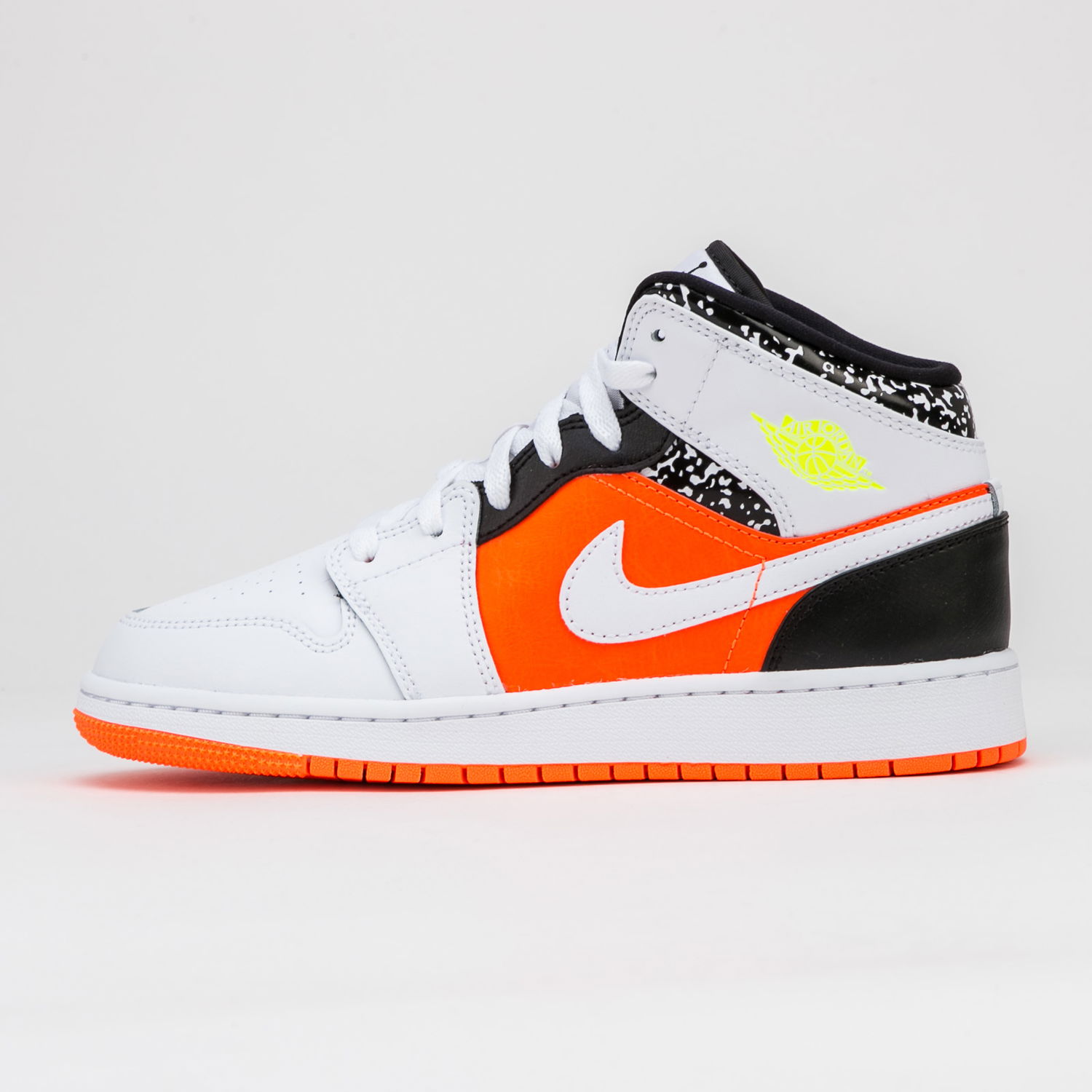 Кецове и обувки Jordan Jordan 1 Mid GS Бяло | 554725-870, 0