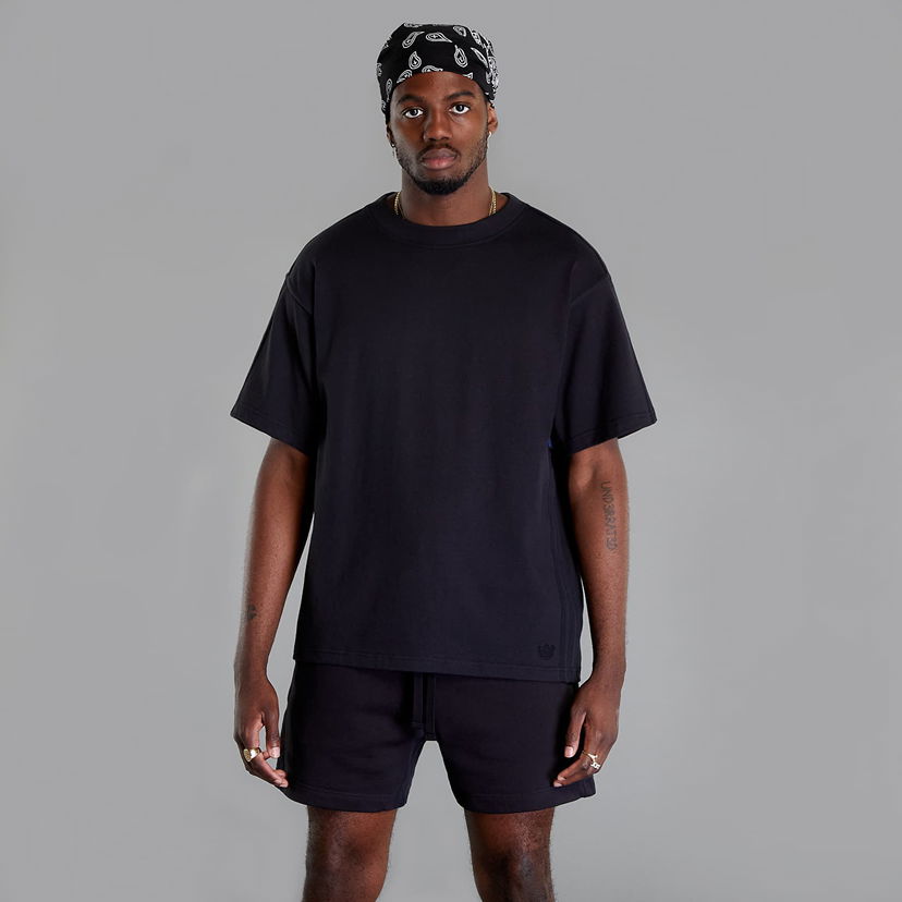 Облекло adidas Originals Blue Version Essentials Tee Черно | HM5112