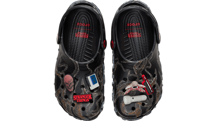 Кецове и обувки Crocs Stranger Things Classic Clogs Черно | 212074-90H, 0