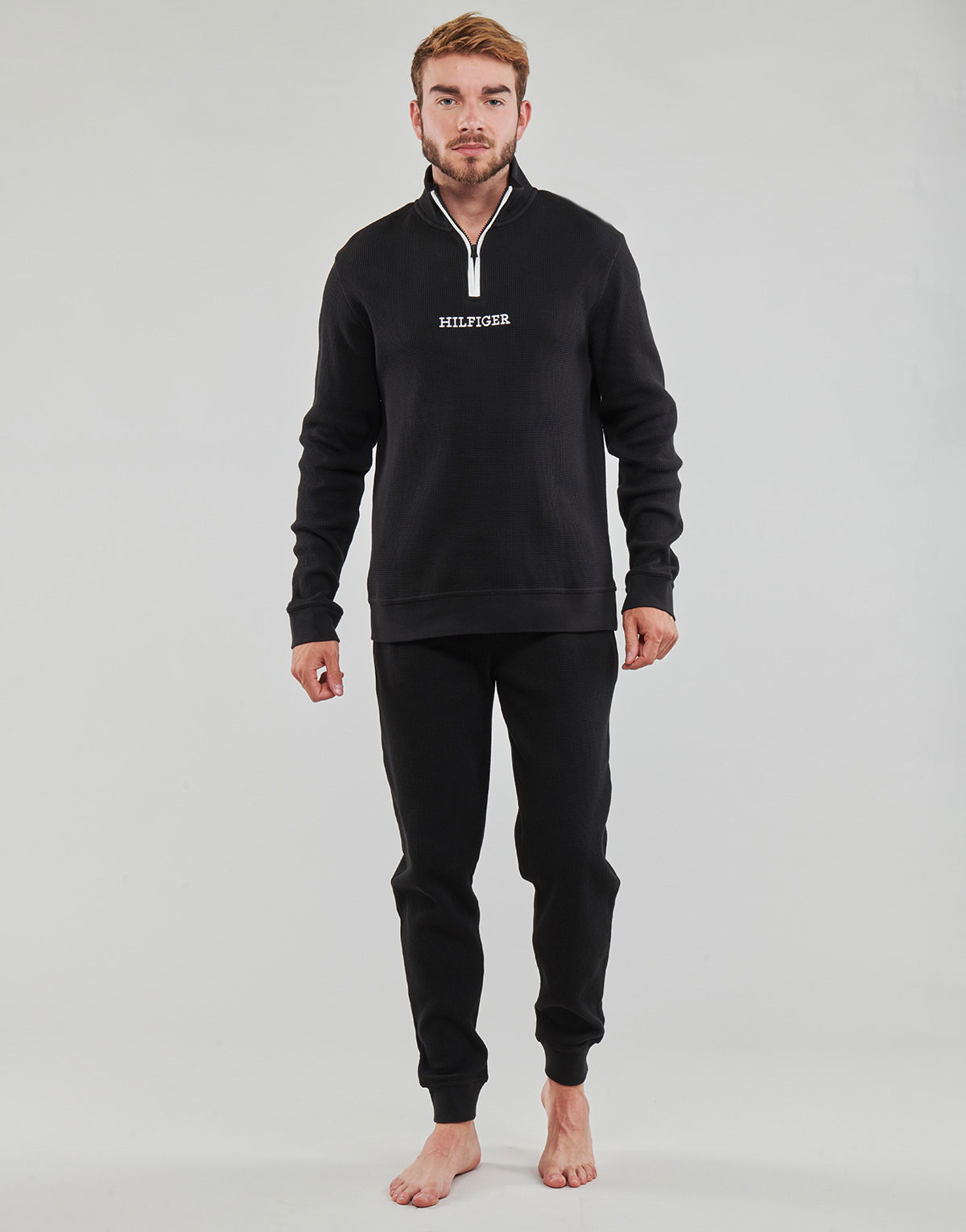 Спортни панталони Tommy Hilfiger Tracksuit Bottoms Pants Черно | UM0UM03097-BDS, 1