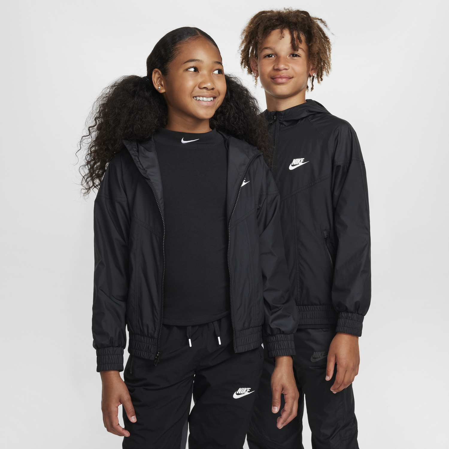 Комплект Nike Sportswear Windrunner Hooded Jacket Черно | FZ5516-010, 0