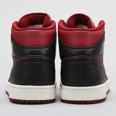 Кецове и обувки Jordan Air Jordan 1 Mid "Reverse Banned" Червено | 554724-601, 3