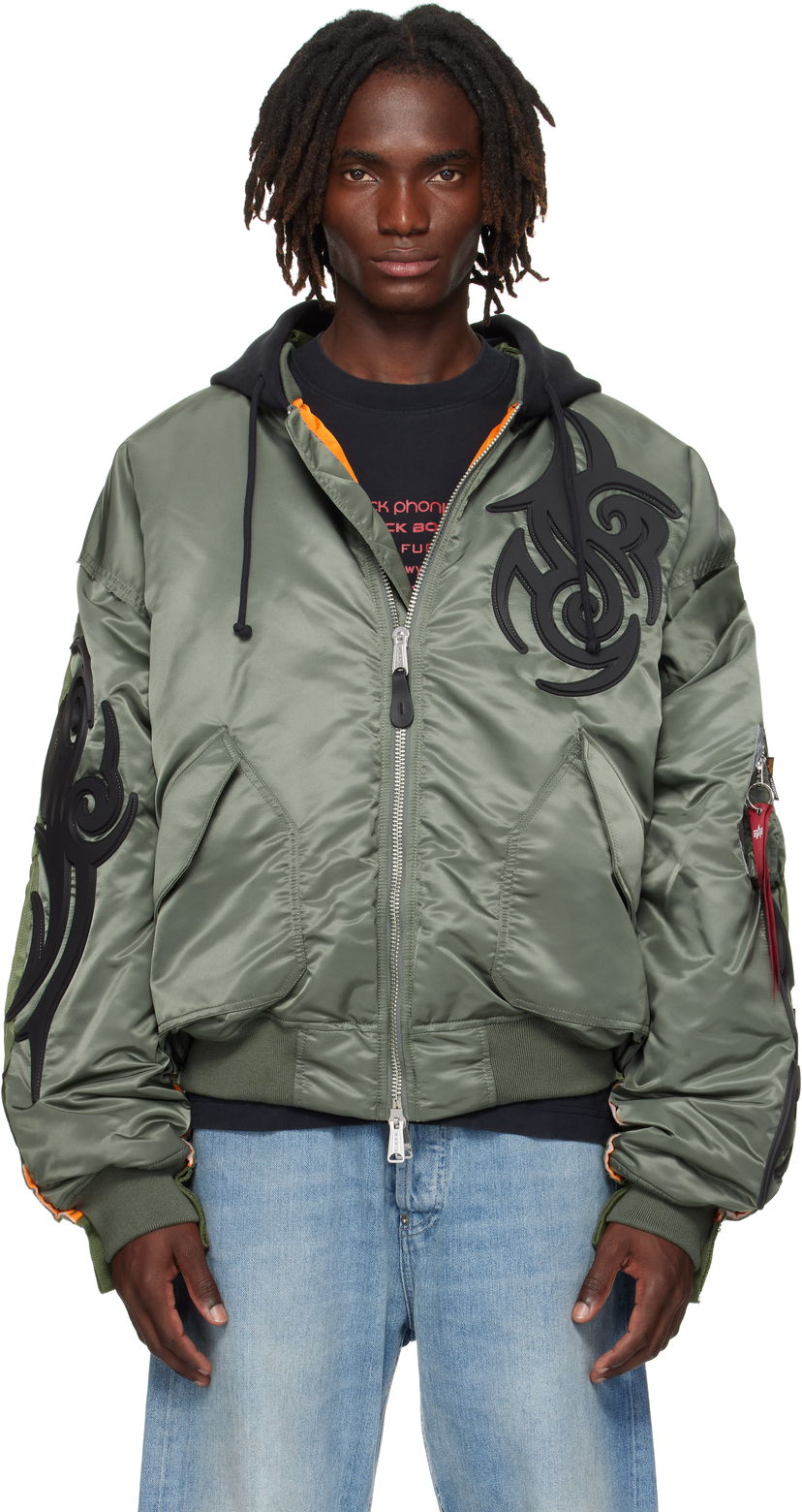 Яке бомбър VETEMENTS VETEMENTS x Alpha Industries Reworked Bomber Jacket Зелено | UH76BO890GG