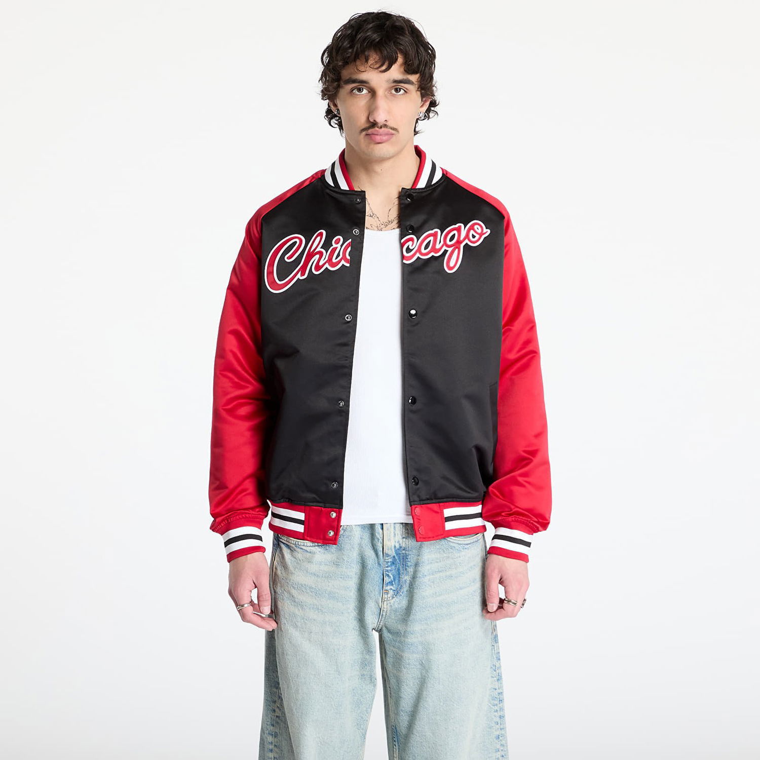 Яке бомбър Mitchell & Ness Mitchell & Ness NBA Bulls Double Clutch Satin Vintage Logo Jacket Червено | JK9196-CBUBKSC, 0