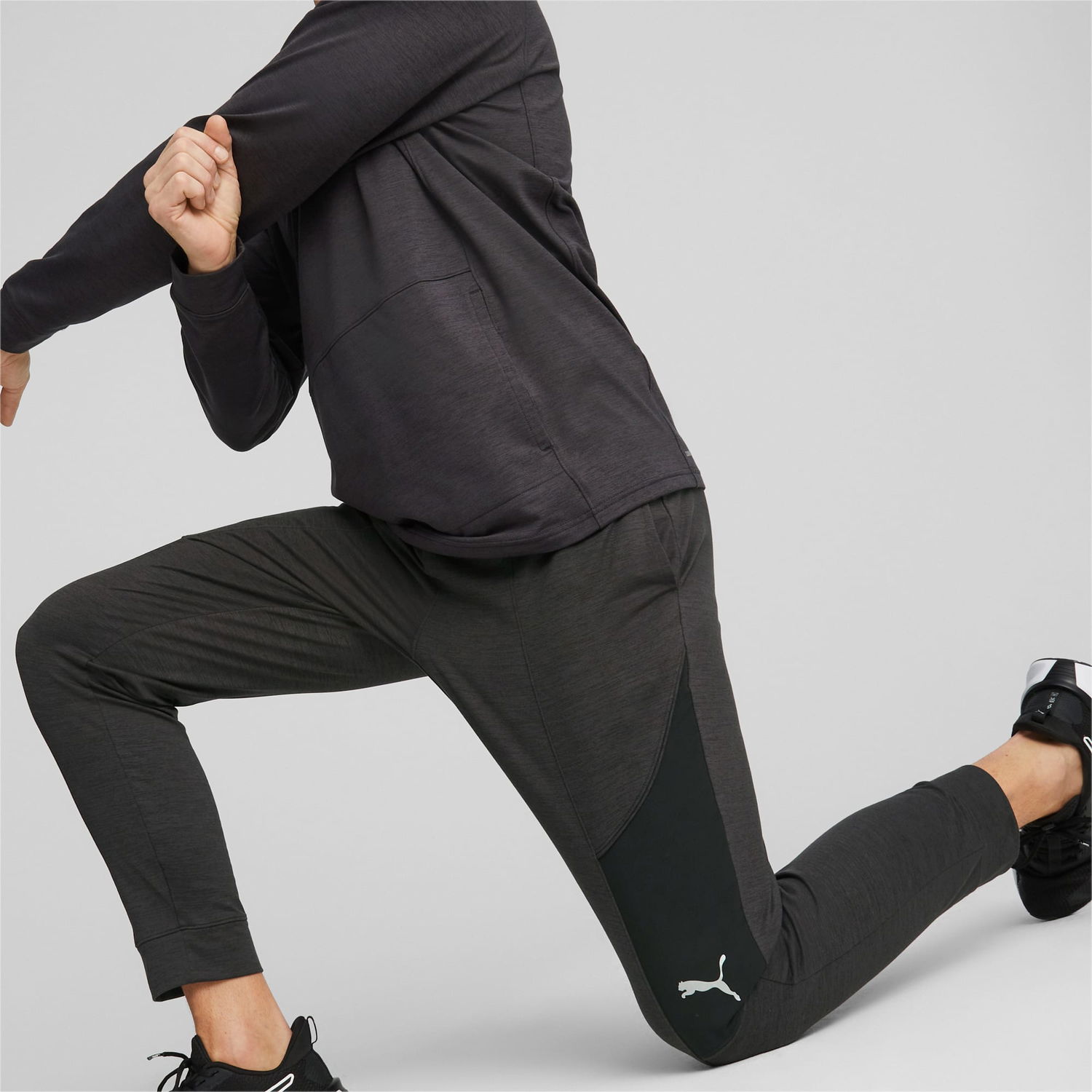 Спортни панталони Puma Train CLOUDSPUN Training Joggers Черно | 523127_01, 1