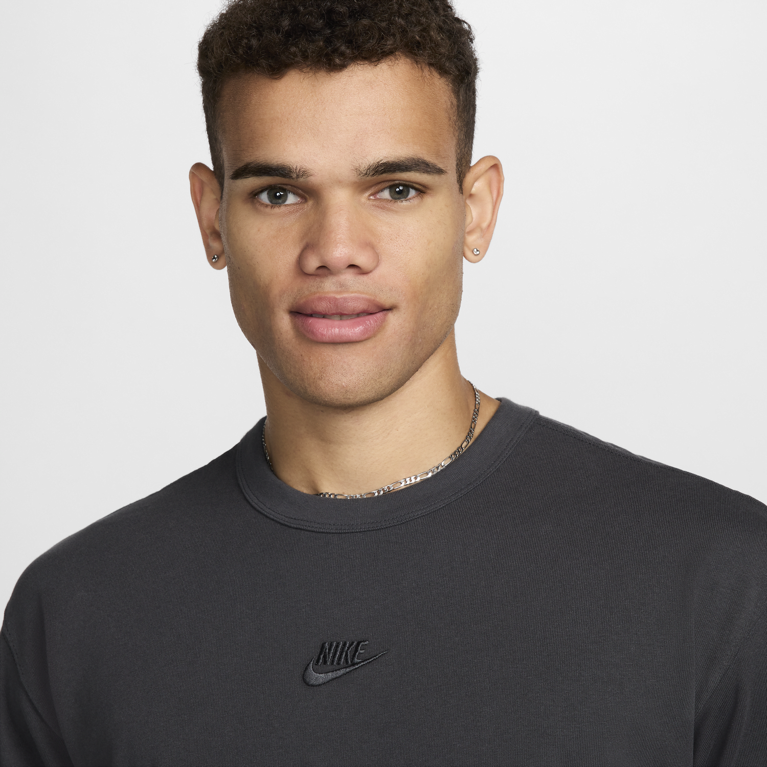 Тениска Nike Sportswear Premium Essentials Сиво | DO7392-060, 1