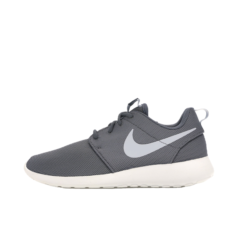 Кецове и обувки Nike Roshe One "Cool Grey Summit White" W Сиво | 844994-003