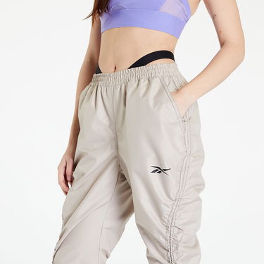 Панталони и дънки Reebok Woven Pants Beige x Cardi B Бежово | HM5047, 2