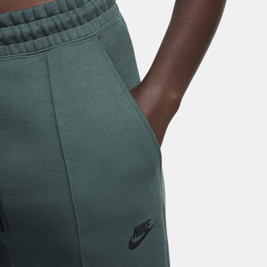 Спортни панталони Nike Sportswear Tech Fleece Зелено | FB8330-328, 1