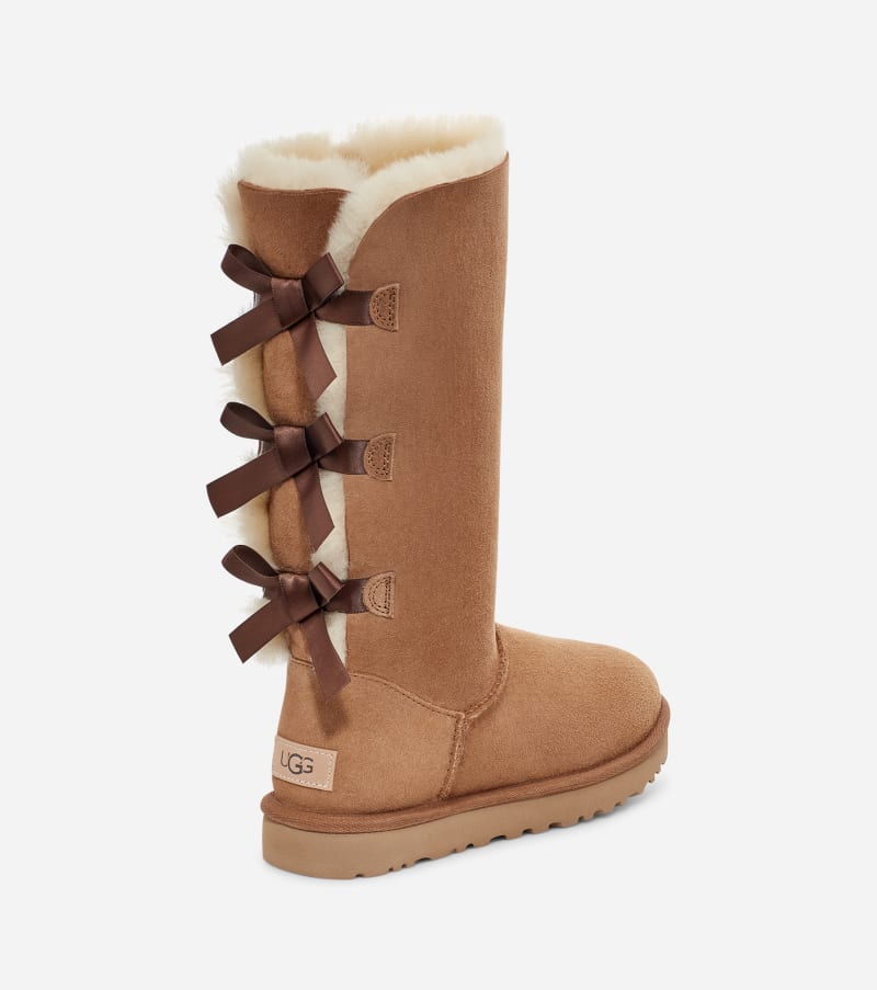 Кецове и обувки UGG Shearling Tall Boots With Bows Розово | 1016434-CHE