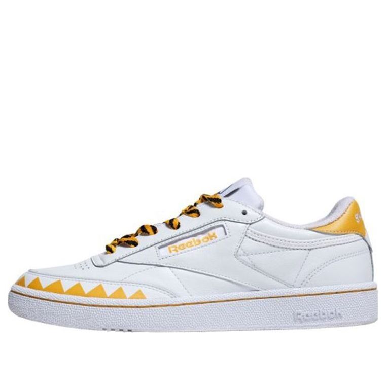 Кецове и обувки Reebok Club C 85 Sanrio Gudetama Бяло | EH3050
