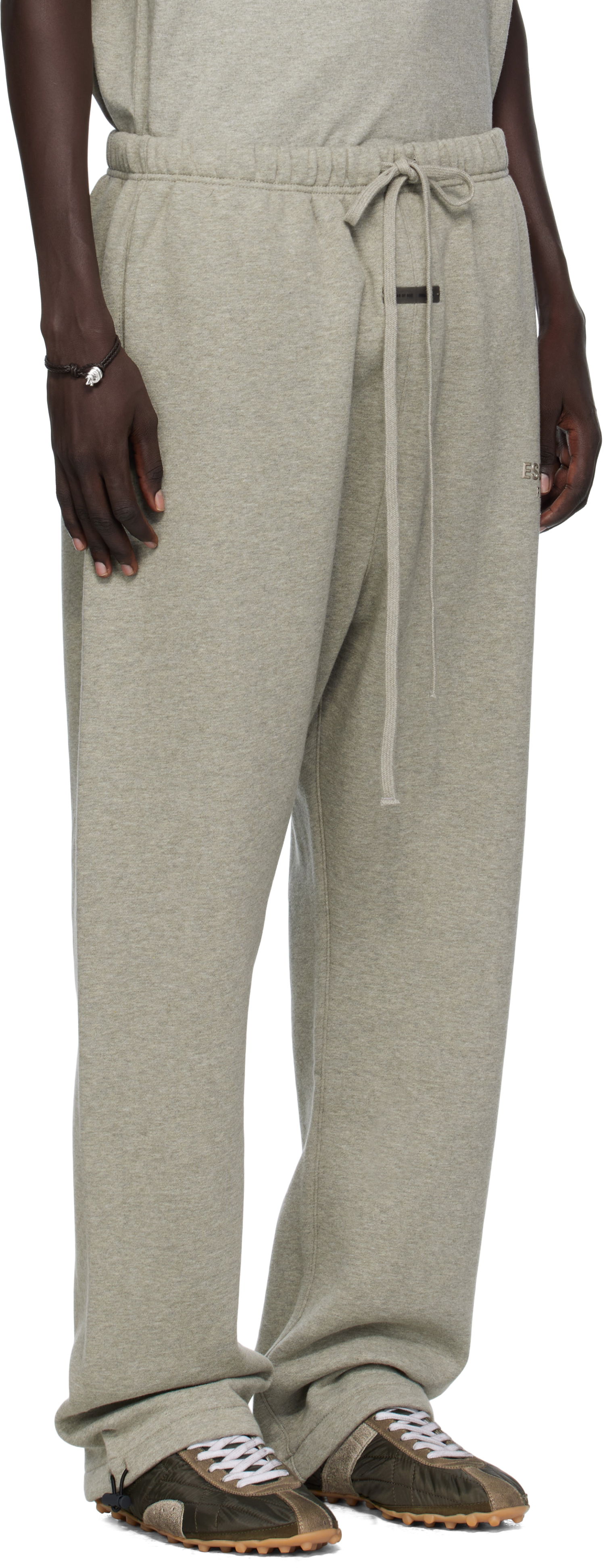 Спортни панталони Fear of God Fear of God ESSENTIALS Relaxed Fleece Sweatpants Сиво | 130SP258225F, 1