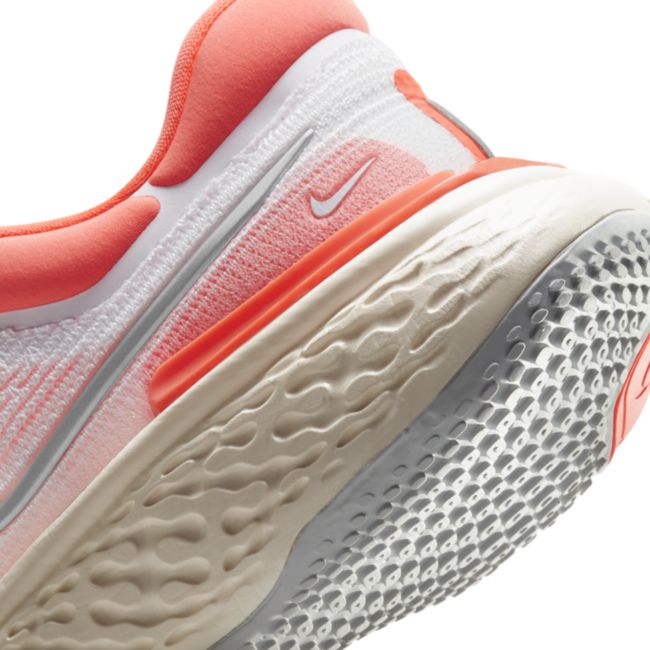 Кецове и обувки Nike ZoomX Invincible Run Flyknit W Бяло | CT2229-100, 1