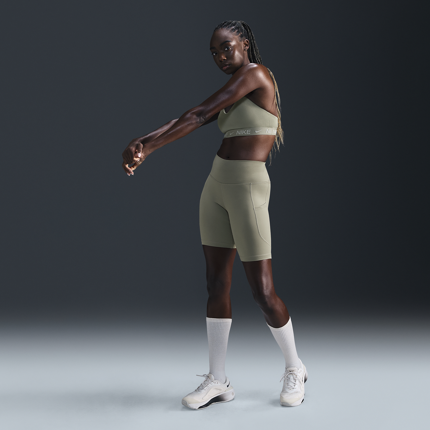 Къси панталони Nike One High-Waisted Pocket Bike Shorts Зелено | FZ6758-320, 0