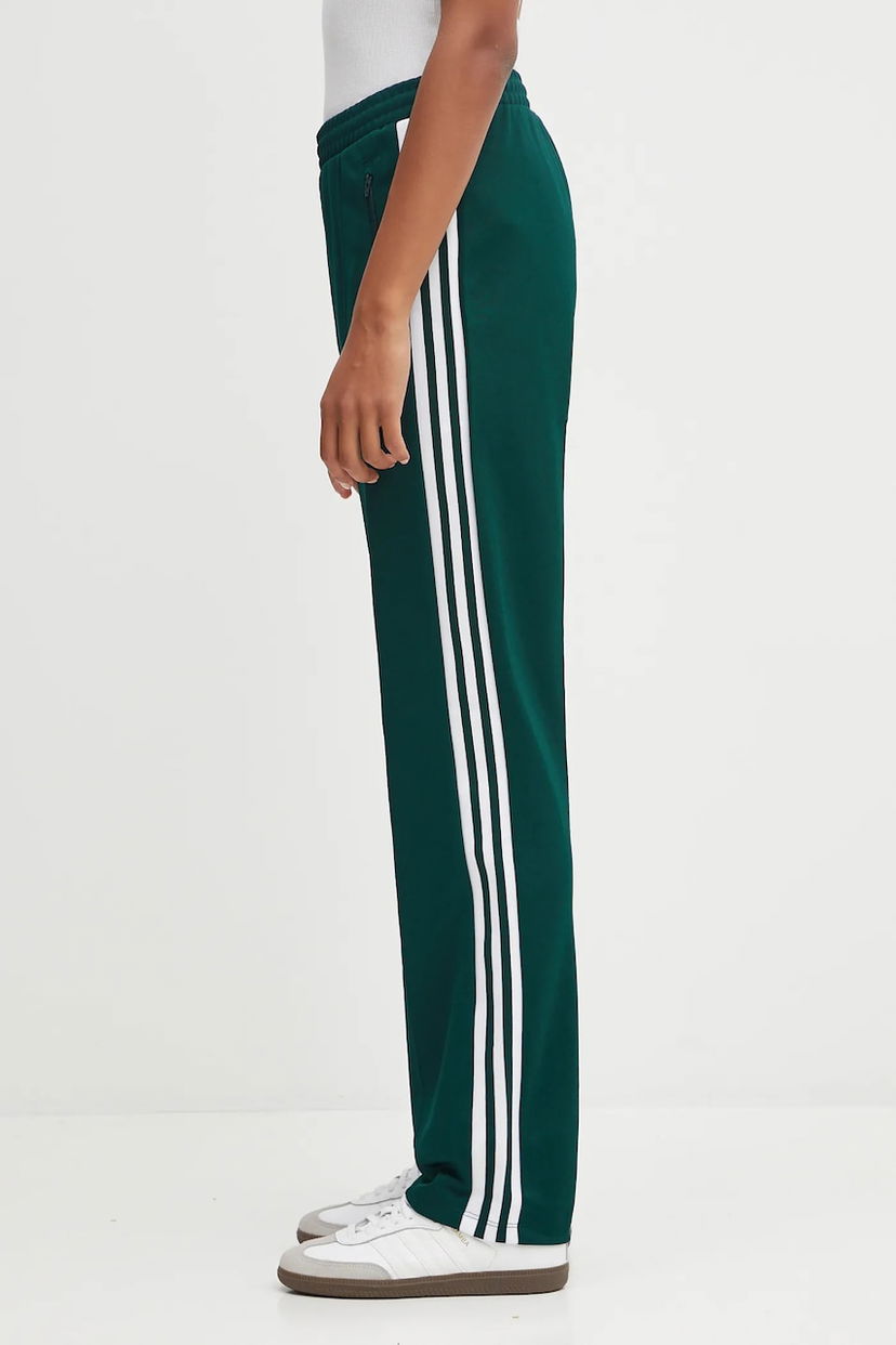 Спортни панталони adidas Originals adidas Originals Classic Tp Track Pants Зелено | JV7395