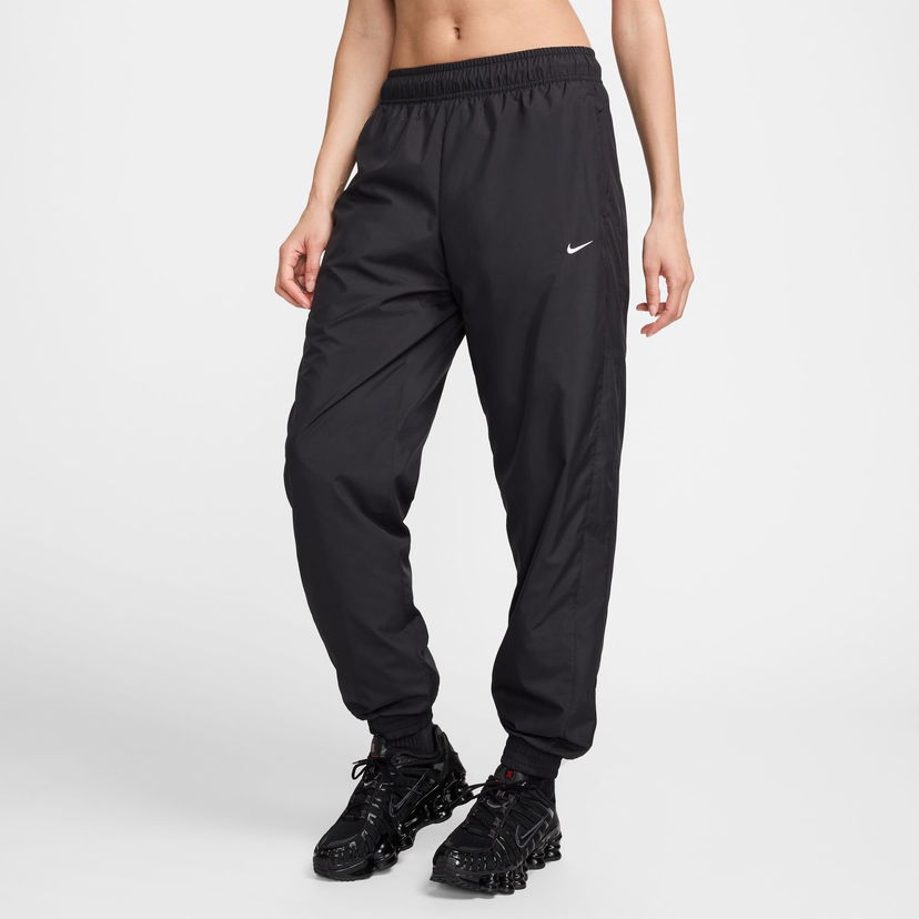Спортни панталони Nike Sportswear Classic Wovens UV Protection Mid-Rise Loose Joggers Черно | FV7660-010