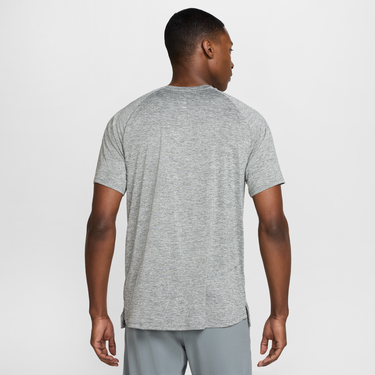 Тениска Nike Nike Stride T-Shirt Сиво | hv5203-084, 2