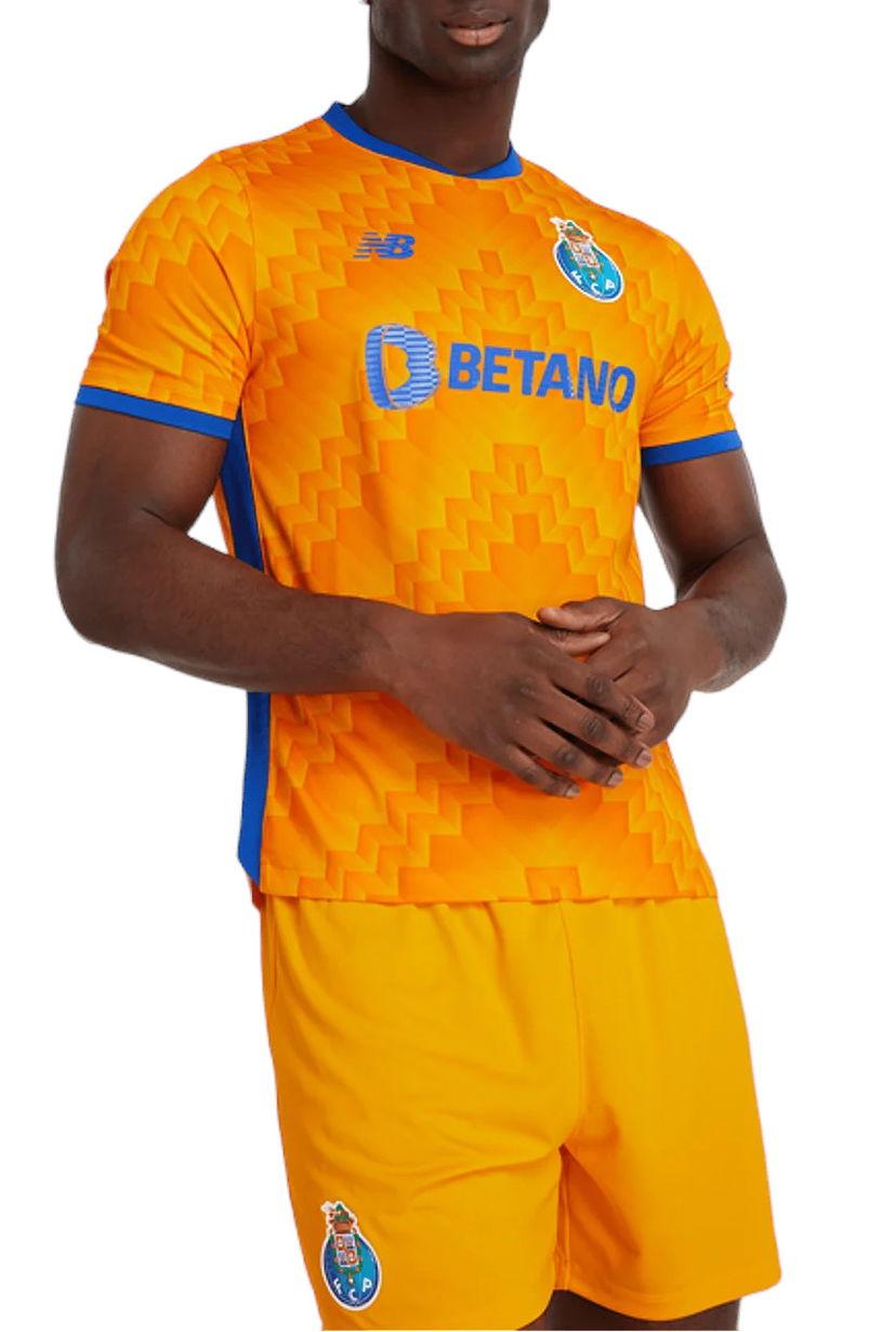 Фланелка New Balance FC Porto Jersey Away 2024/25 Оранжево
 | mt230308-awy