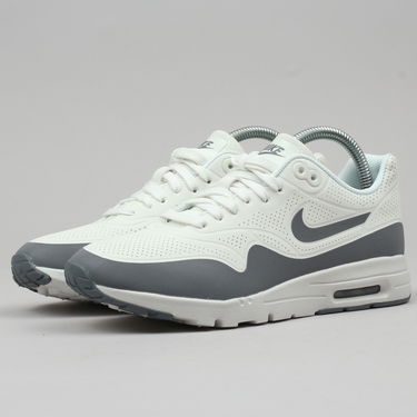 Кецове и обувки Nike WMNS Air Max 1 Ultra Moire Бяло | 704995-101, 0