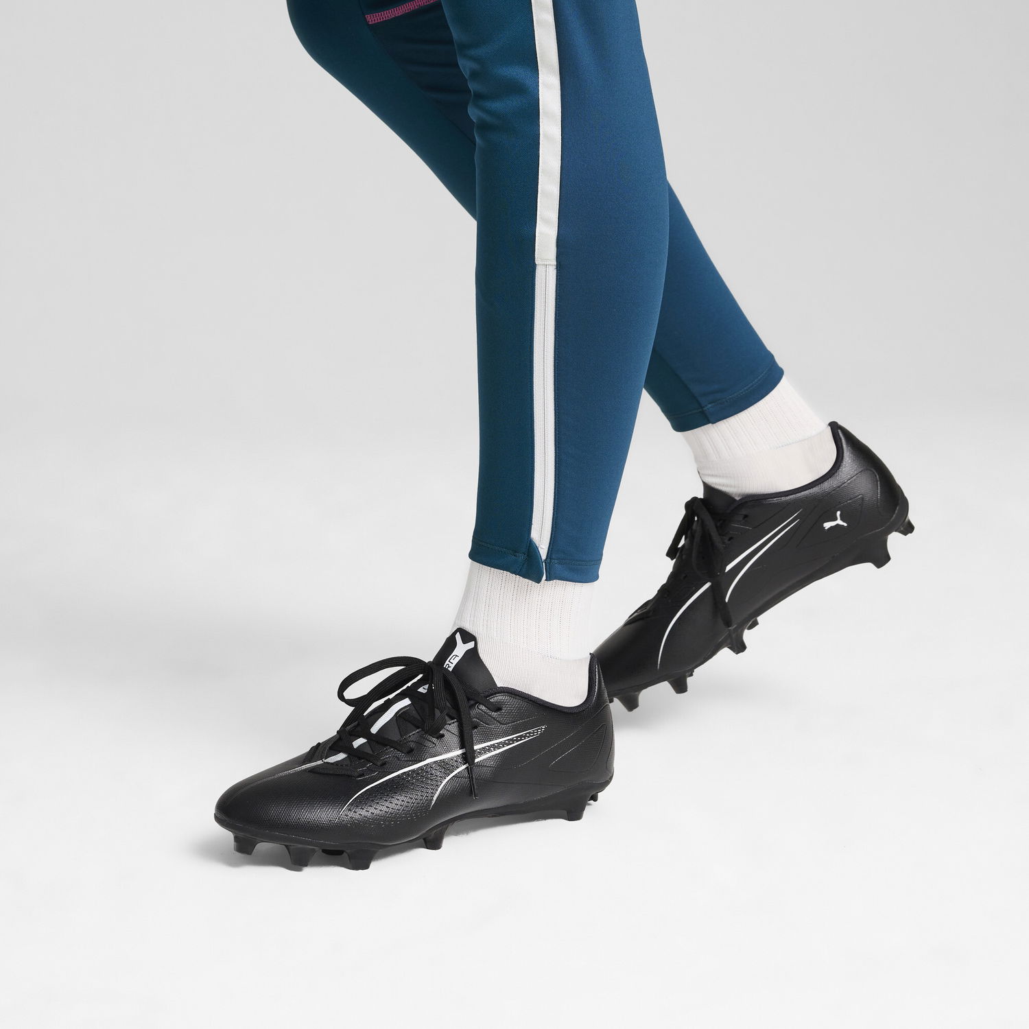 Кецове и обувки Puma Football Boots ULTRA 5 PLAY FG/AG Черно | 107689_02, 1