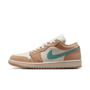 Кецове и обувки Jordan Air Jordan 1 Low Бежово | DC0774-130, 0