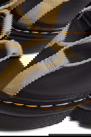 Кецове и обувки Dr. Martens Nartilla Leather Platform Sandals Бежово | DM31738439, 2