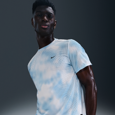 Тениска Nike Running Division Breathe Dri-FIT ADV Short-Sleeve T-Shirt Синьо | HJ4148-422, 1