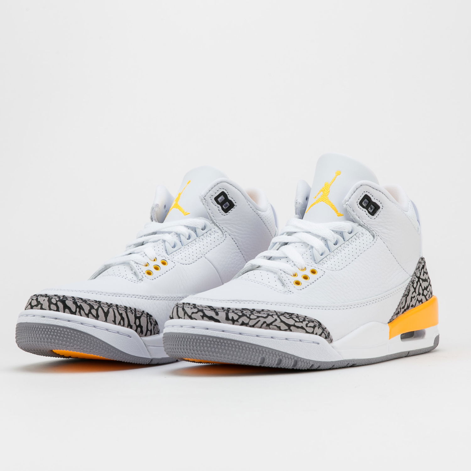 Кецове и обувки Jordan Air Jordan 3 Retro "Laser Orange" W Бяло | CK9246-108, 1