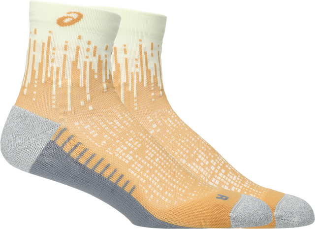 PERFORMANCE RUN SOCK QUARTER
