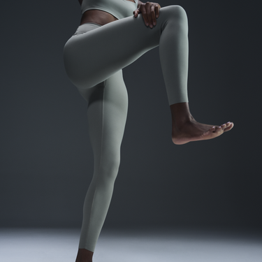 Клинове Nike 7/8 Zenvy Сиво | DQ6015-320, 2