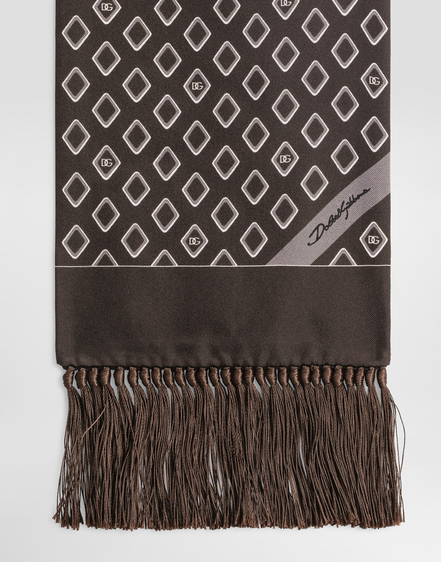 Шал Dolce & Gabbana Dolce & Gabbana Silk Twill Scarf with Micro-Logo Pattern and Tassels Кафяво | GQ209EG0WUHM3725, 1