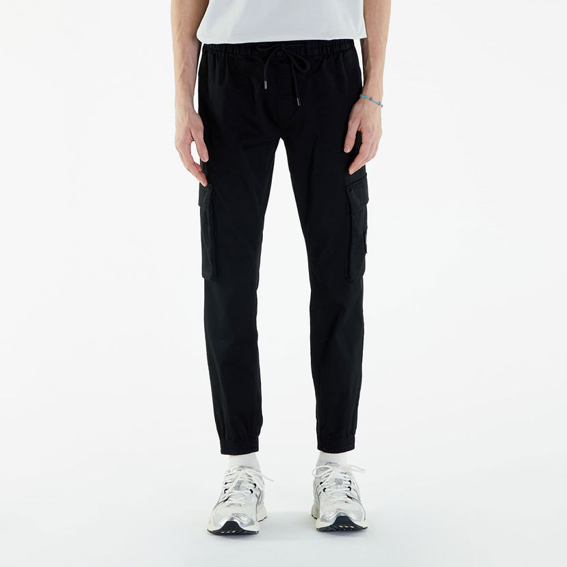 Панталони и дънки CALVIN KLEIN cargo pants Jeans Skinny Washed Cargo Черно | J30J324696 BEH