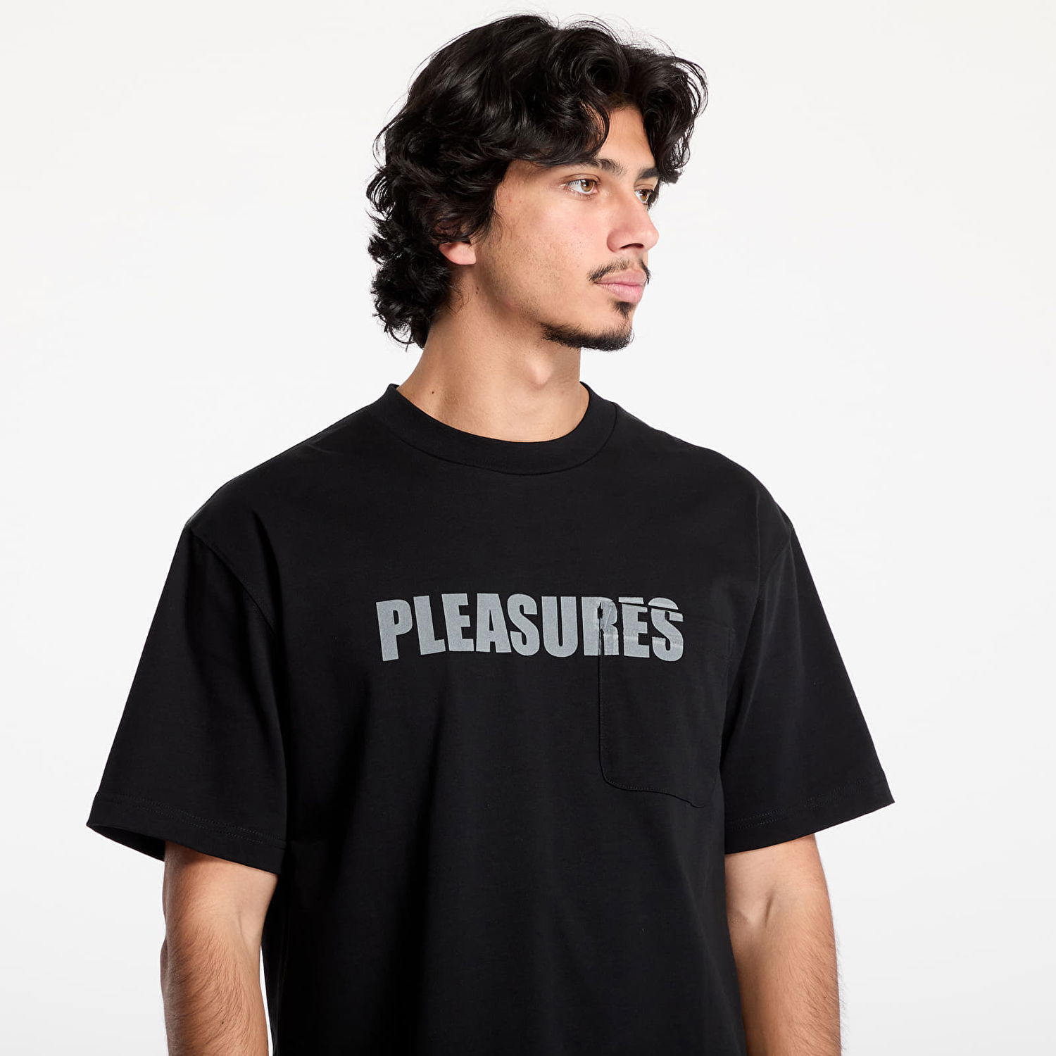Тениска Pleasures Heavyweight T-Shirt With Pocket Черно | P24W009 BLACK, 1