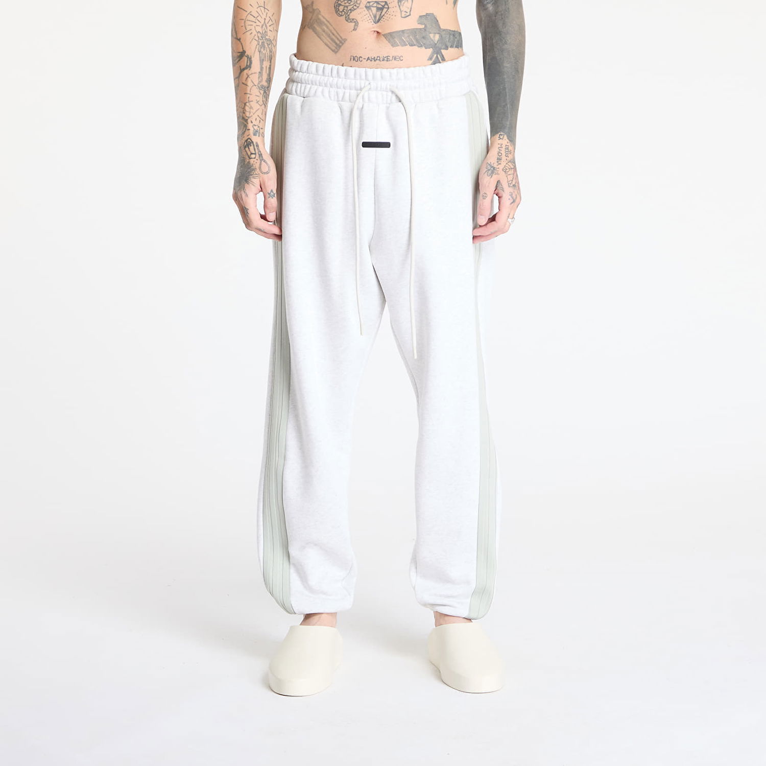 Спортни панталони adidas Originals Fear Of God Athletics Fleece Pants Сиво | KC6456, 0
