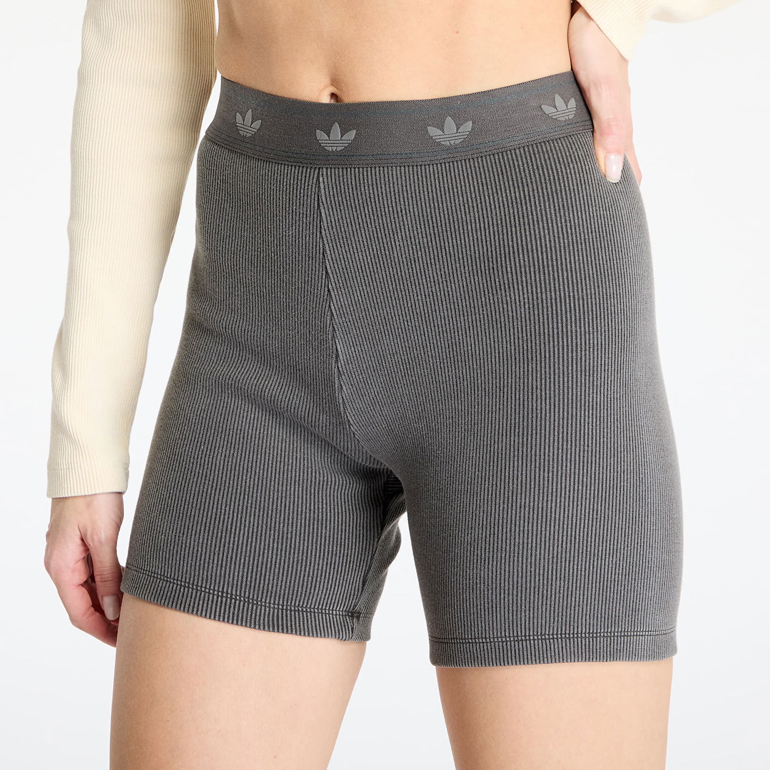 Къси панталони adidas Performance Ribbed Booty Shorts Сиво | JC7554, 1