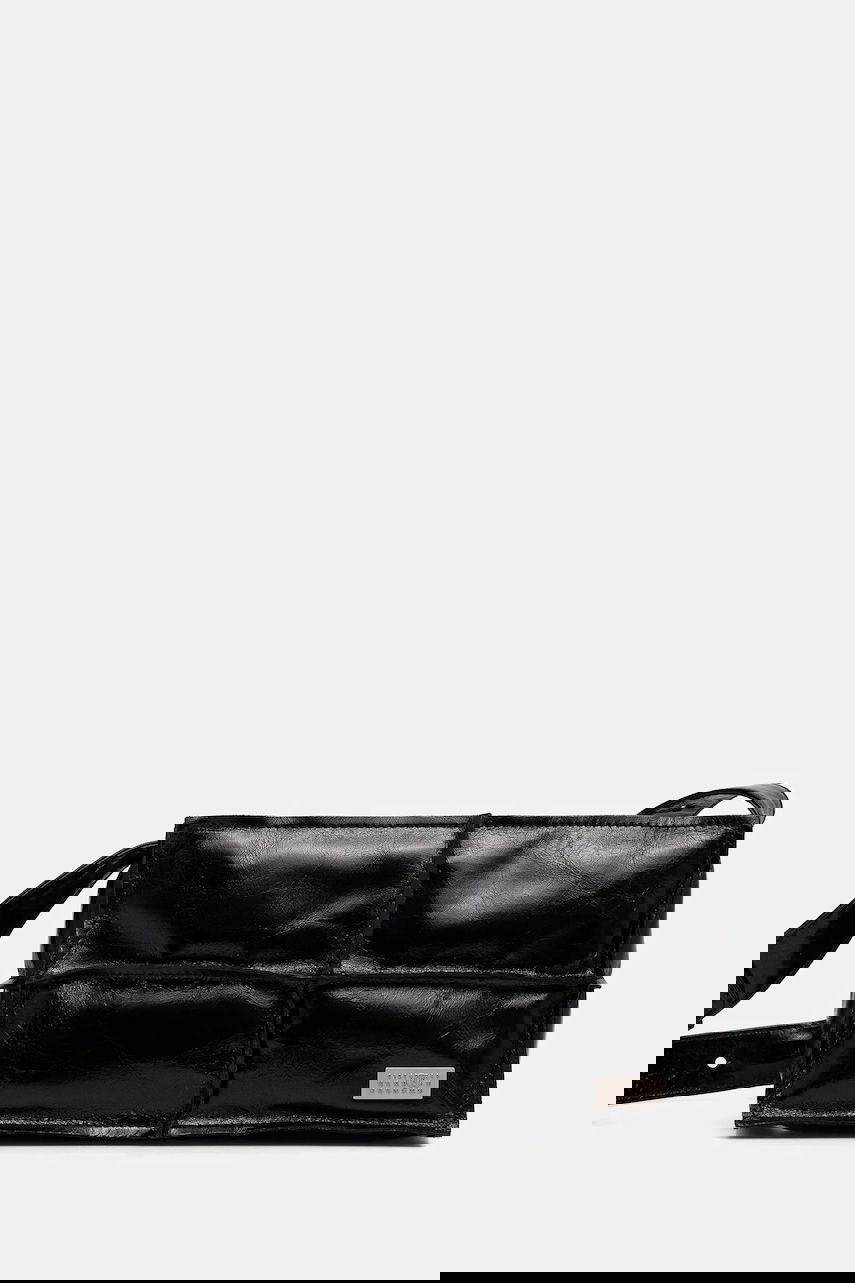 Чанта през рамо Maison Margiela Padded Patent Leather Shoulder Bag Черно | SB5WD0031.P8490.T8013, 0