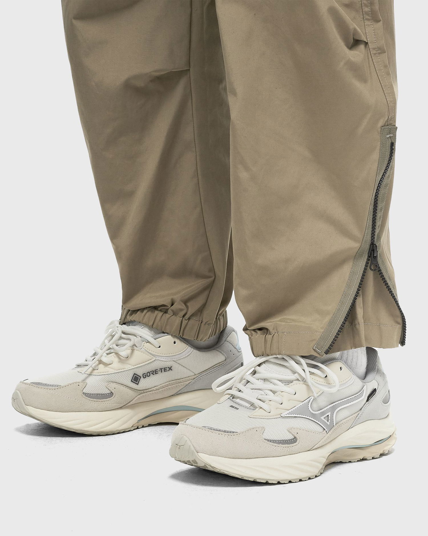 Кецове и обувки Mizuno BSTN x WAVE RIDER BETA GTX Сиво | D1GD242401, 1