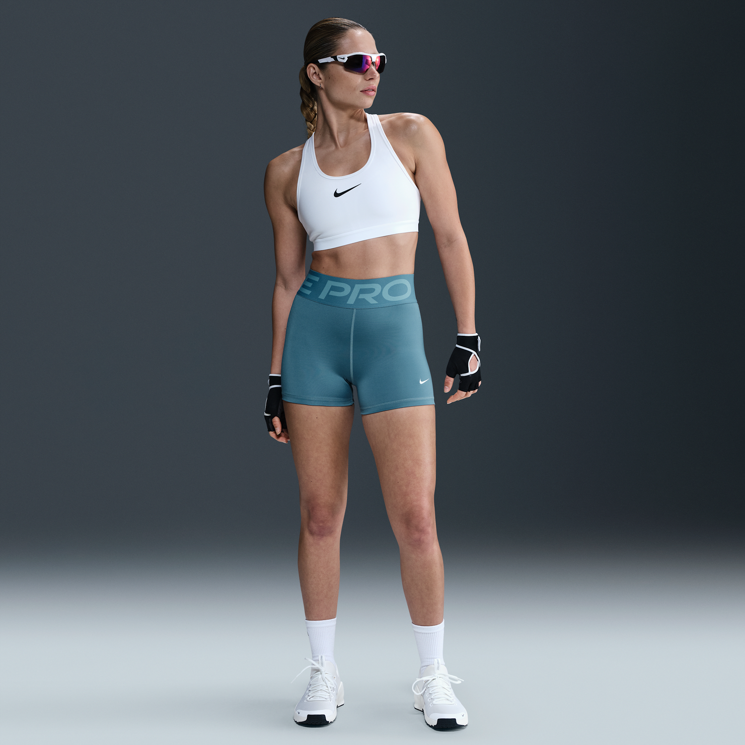 Къси панталони Nike Pro Sculpt High-Waisted 3" Training Shorts Зелено | FV7033-006, 0