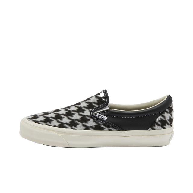 Men's Slip-On Reissue 98 in Lx Houndstooth Black, Size UK 6 | END. Clothing