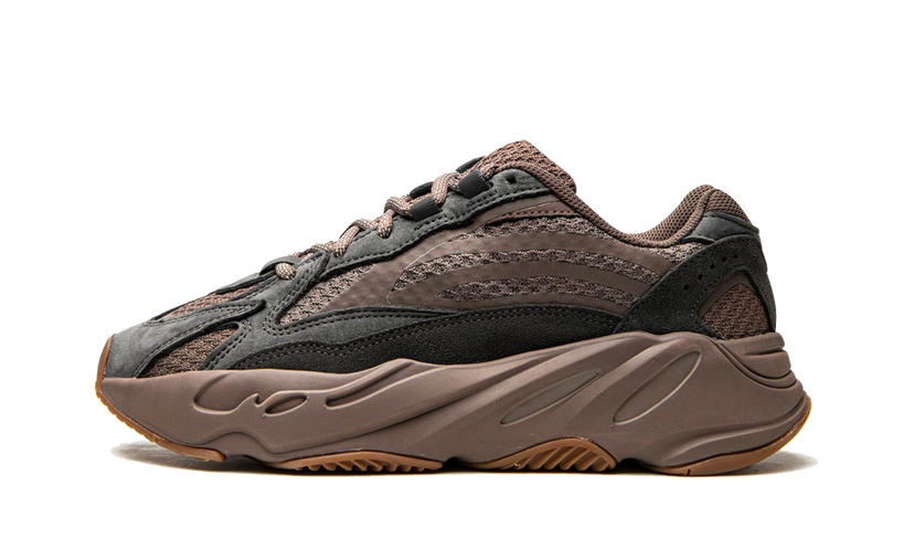Кецове и обувки adidas Yeezy Yeezy Boost 700 V2 40 2/3 Кафяво | GZ7402