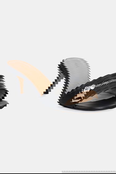Кецове и обувки JW Anderson Biker Heel Sandals Черно | SN0105.LA0268, 0