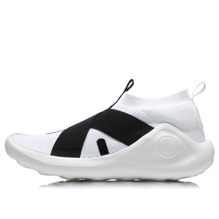 Кецове и обувки Li-Ning Wade Essence Elastic Slip-On Бяло | ABCM097-4
