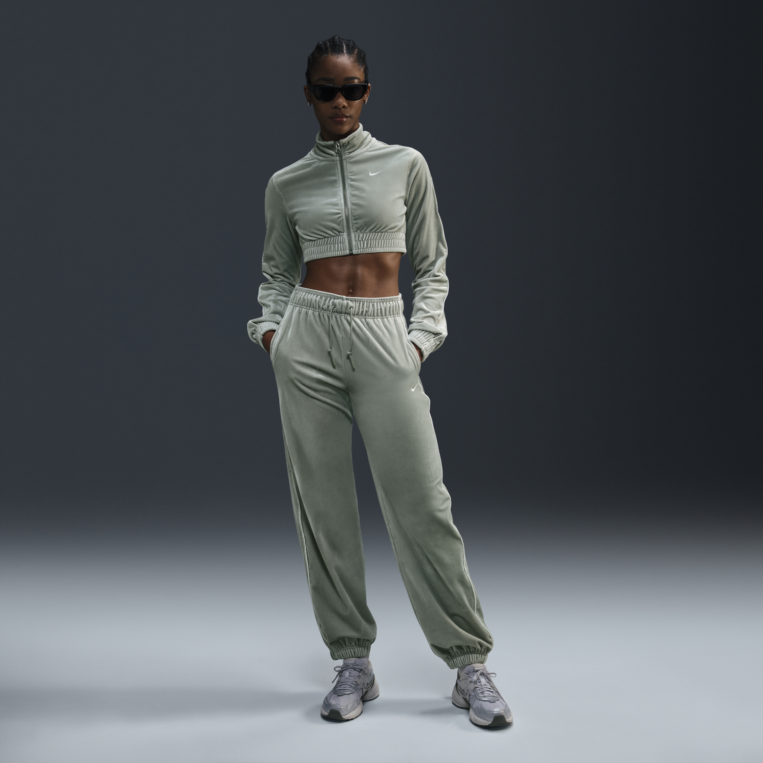 Спортни панталони Nike Velvet Running Pants Зелено | FZ3682-370, 0
