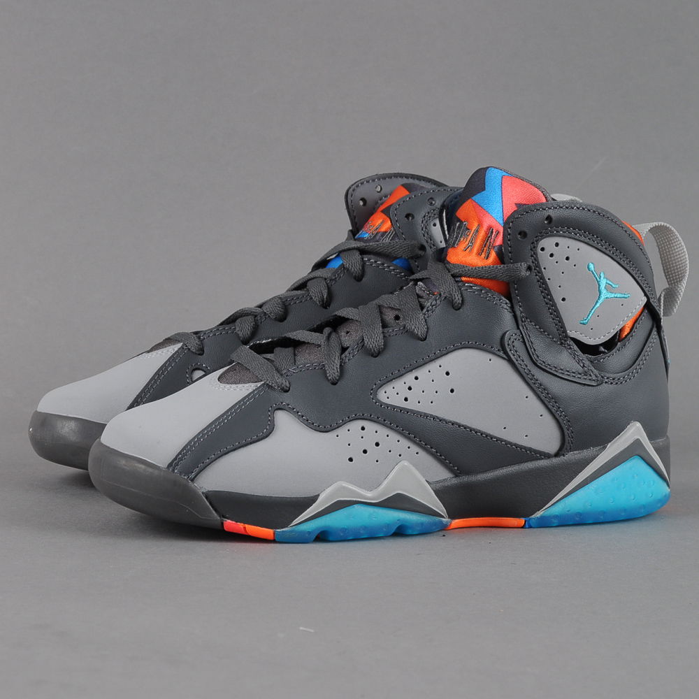 Кецове и обувки Jordan Air Jordan 7 Retro "Barcelona Days" GS Сиво | 304774-016, 1