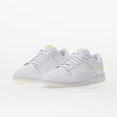 Кецове и обувки Nike Dunk Low Valentine's Day Yellow Heart Бяло | FD0803-100, 5